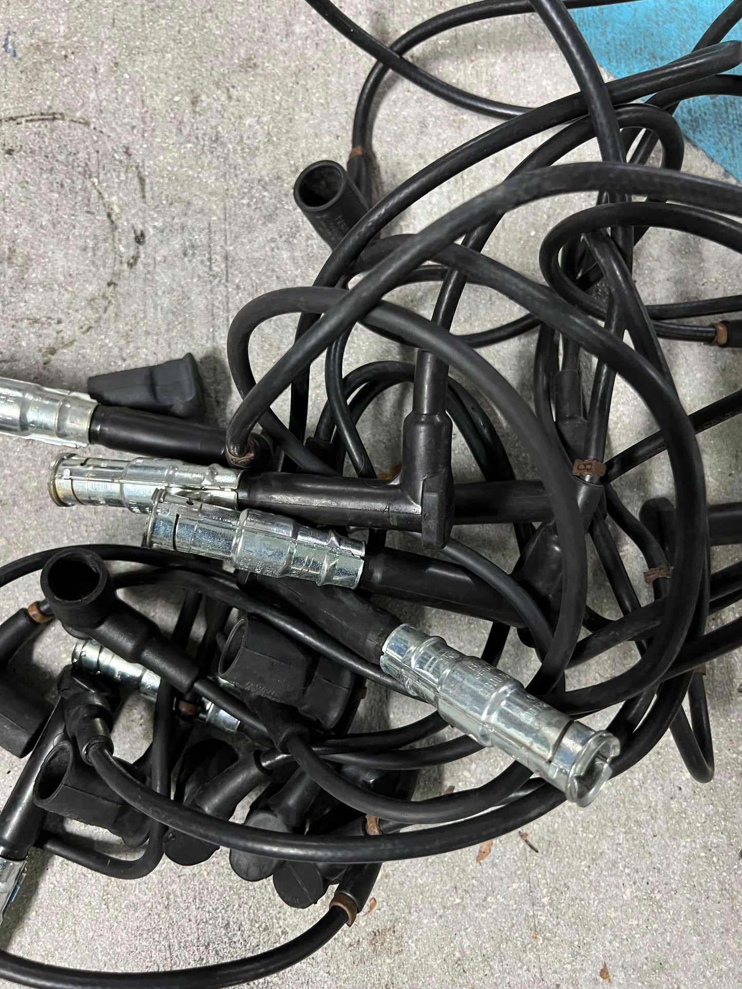W124 M103 Spark Plug Wires