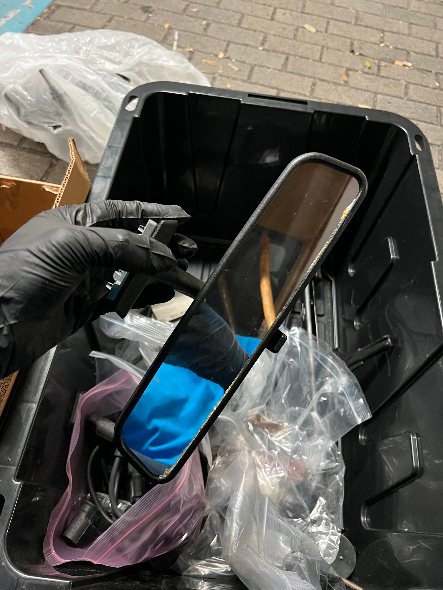 W124 Rear View Mirror