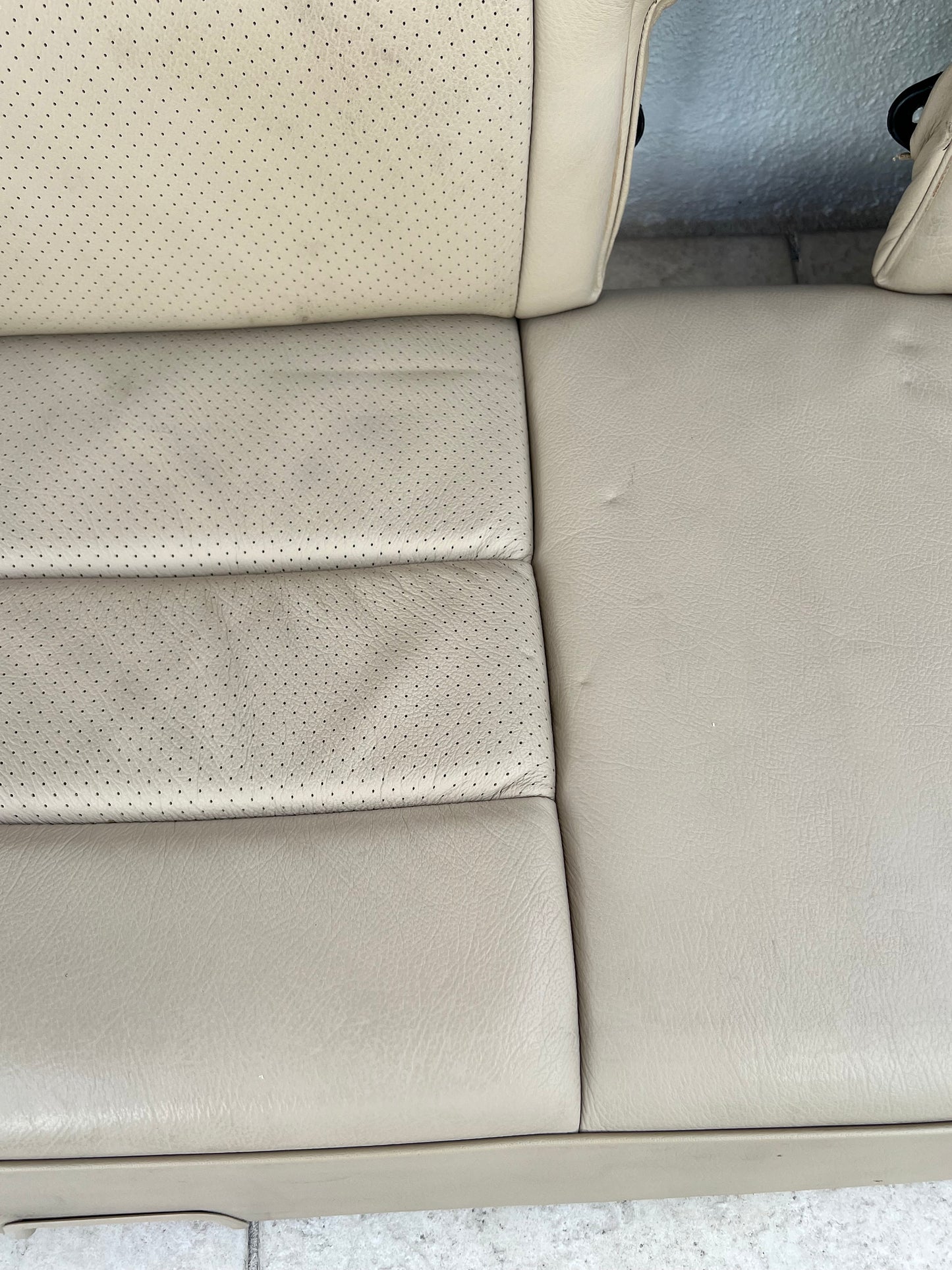 Mercedes W124 S124 87-95 Wagon 300TE,300TD,E320 Third Row Seat Rear Bench Light Tan Mushroom Leather