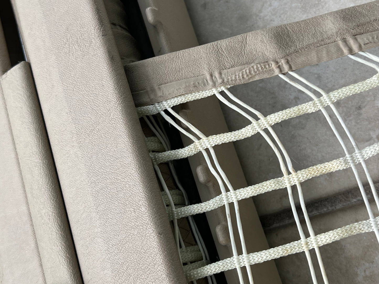 Mercedes W124 S123 300TD 300TE E320 Wagon Cargo Cover Light Tan Leather Mushroom Dog Net