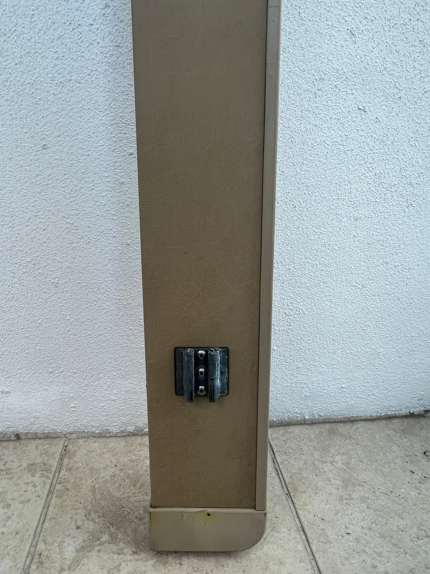 Mercedes W124 S123 300TD 300TE E320 Wagon Cargo Cover Light Tan Leather Mushroom Dog Net